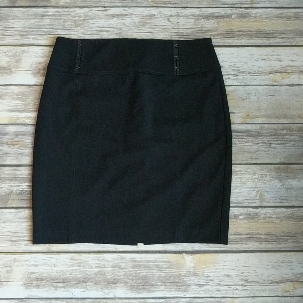 Black Express pencil skirt